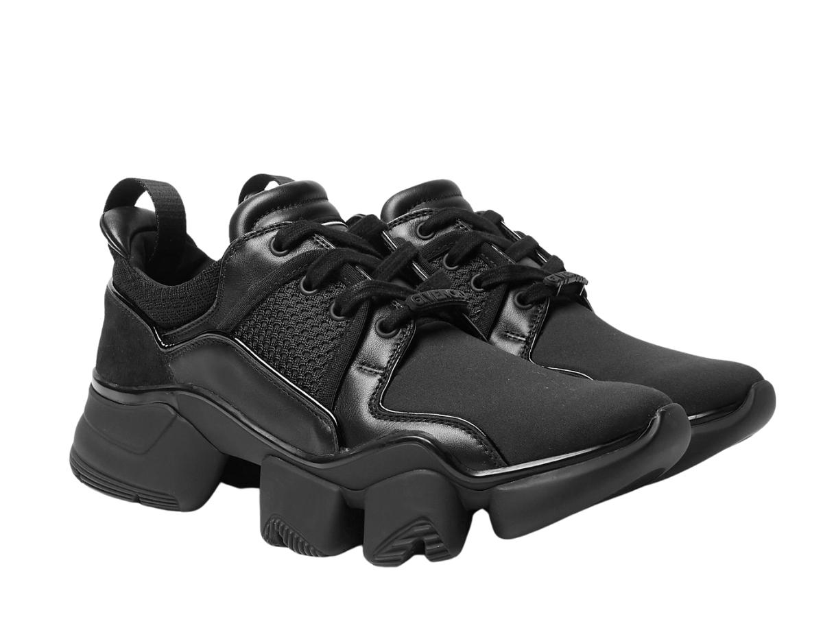 https://d2cva83hdk3bwc.cloudfront.net/givenchy-jaw-shoes-black-2.jpg