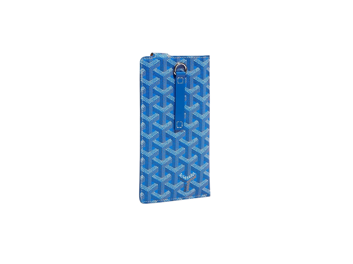 https://d2cva83hdk3bwc.cloudfront.net/goyard-montmartre-gm-case-in-goyardine-canvas-with-palladium-hardware-sky-blue-2.jpg