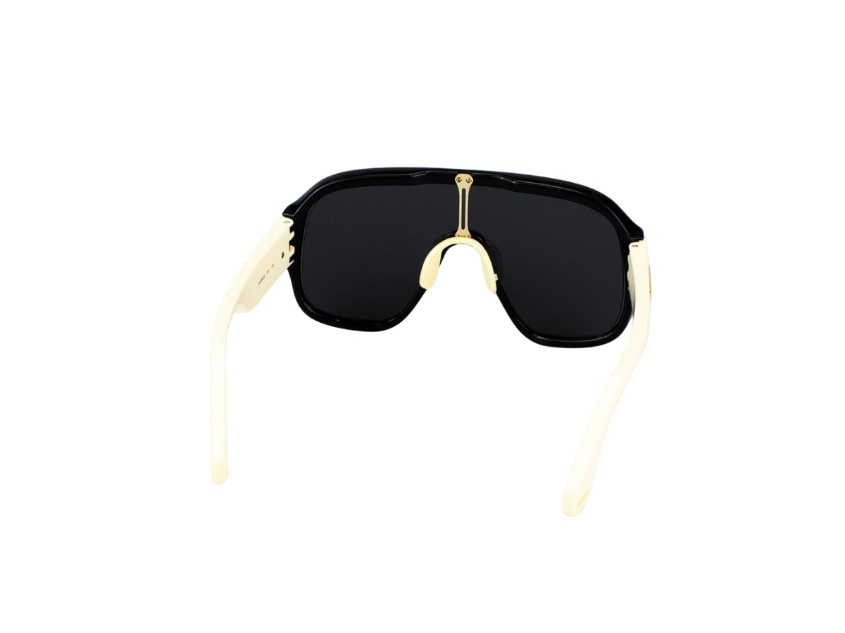 https://d2cva83hdk3bwc.cloudfront.net/gucci-aviator-sunglasses-in-plastic-with-dark-grey-lens-4.jpg