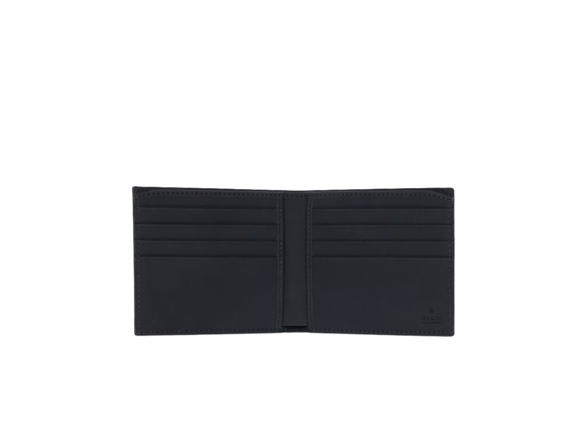 https://d2cva83hdk3bwc.cloudfront.net/gucci-bi-fold-wallet-in-gg-rubber-effect-with-black-2.jpg