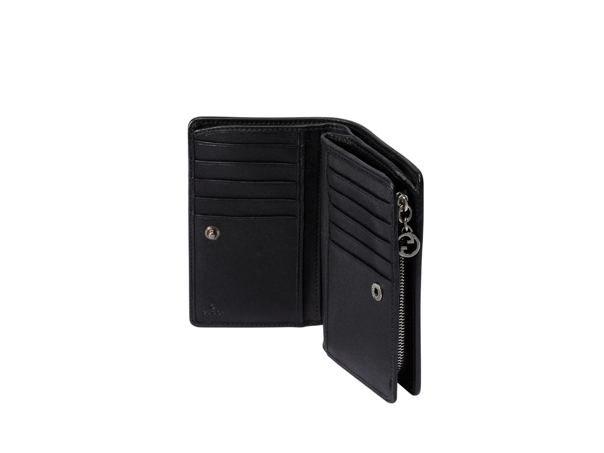 https://d2cva83hdk3bwc.cloudfront.net/gucci-blondie-wallet-in-black-leather-with-round-interlocking-g-leather-patch-palladium-hardware-3.jpg
