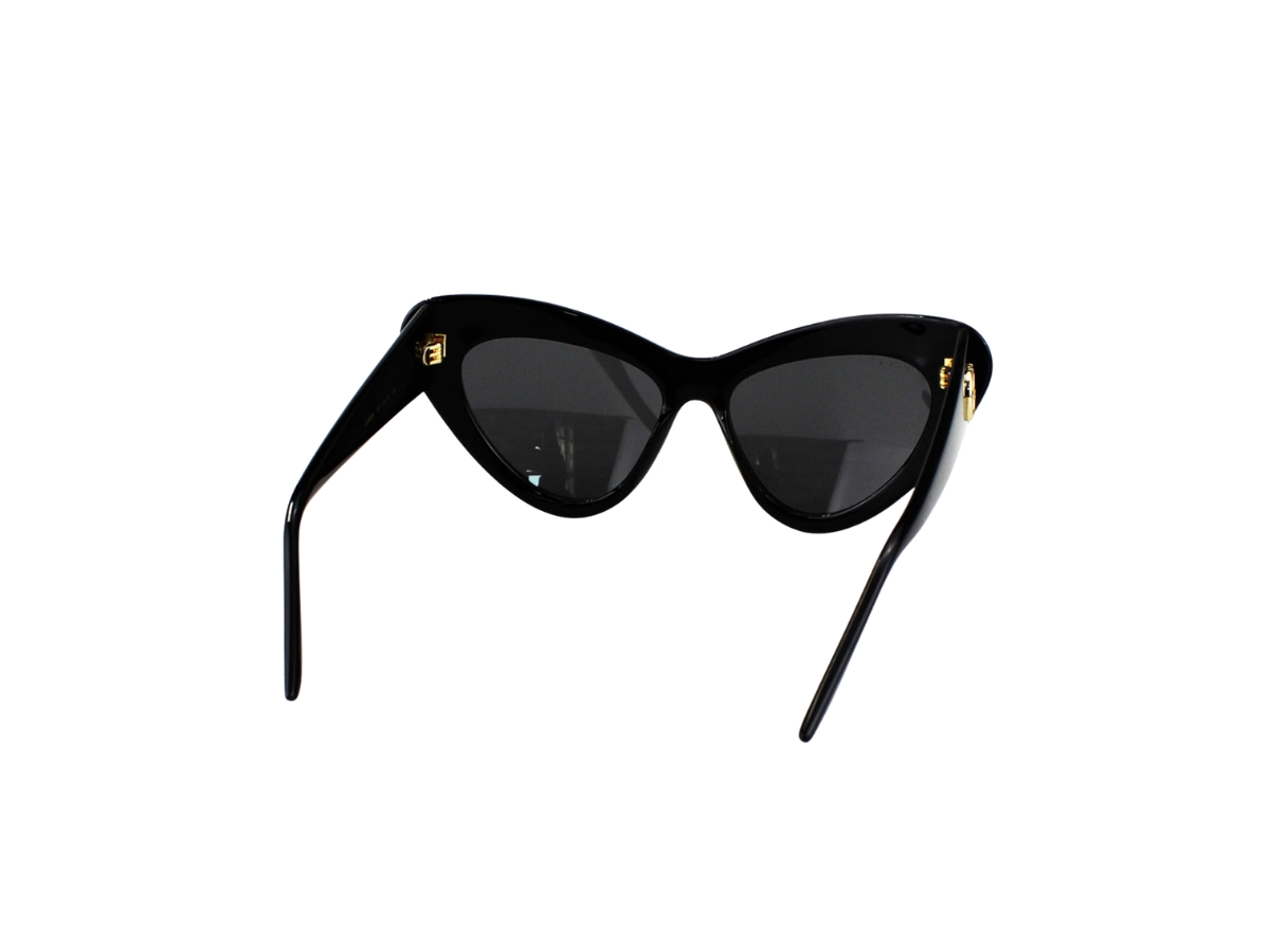 https://d2cva83hdk3bwc.cloudfront.net/gucci-cat-eye-sunglasses-in-plastic-with-dark-grey-interlocking-g-shiny-black-4.jpg