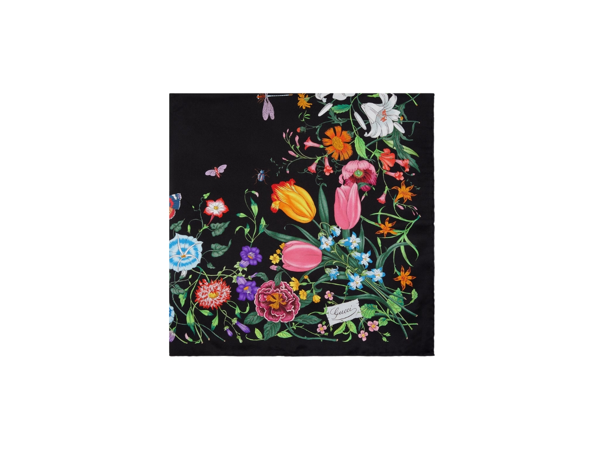 https://d2cva83hdk3bwc.cloudfront.net/gucci-flora-print-silk-carr--in-multicolour-flora-print-black-silk-twill-2.jpg