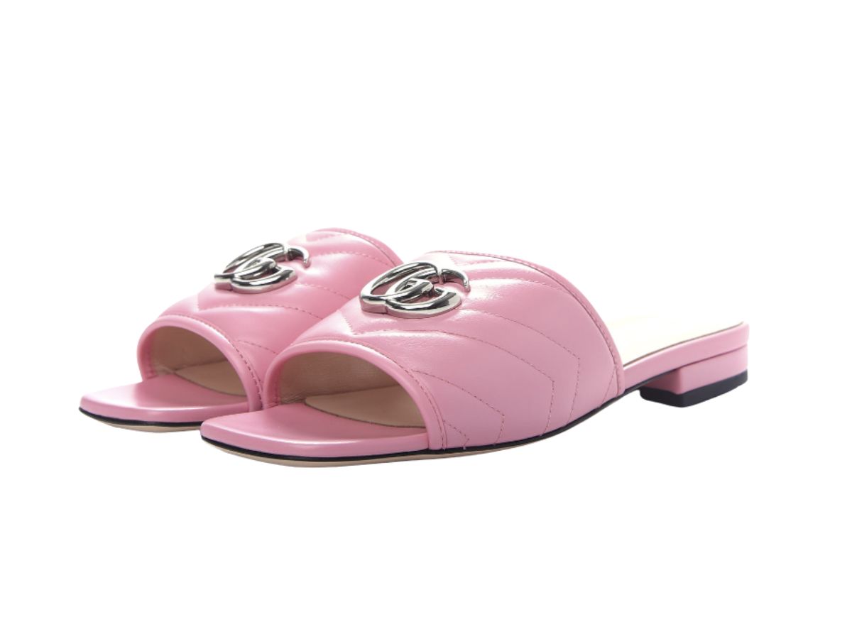 https://d2cva83hdk3bwc.cloudfront.net/gucci-gg-marmont-flat-slide-sandals-pink-2.jpg
