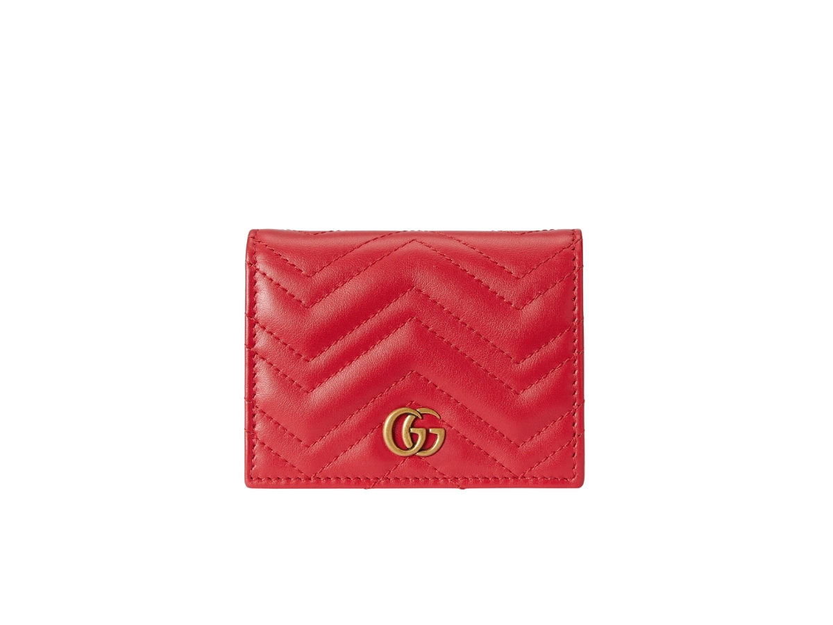 https://d2cva83hdk3bwc.cloudfront.net/gucci-gg-marmont-matelass--card-case-wallet-in-red-matelass--chevron-leather-with-double-g-gold-toned-hardware-1.jpg