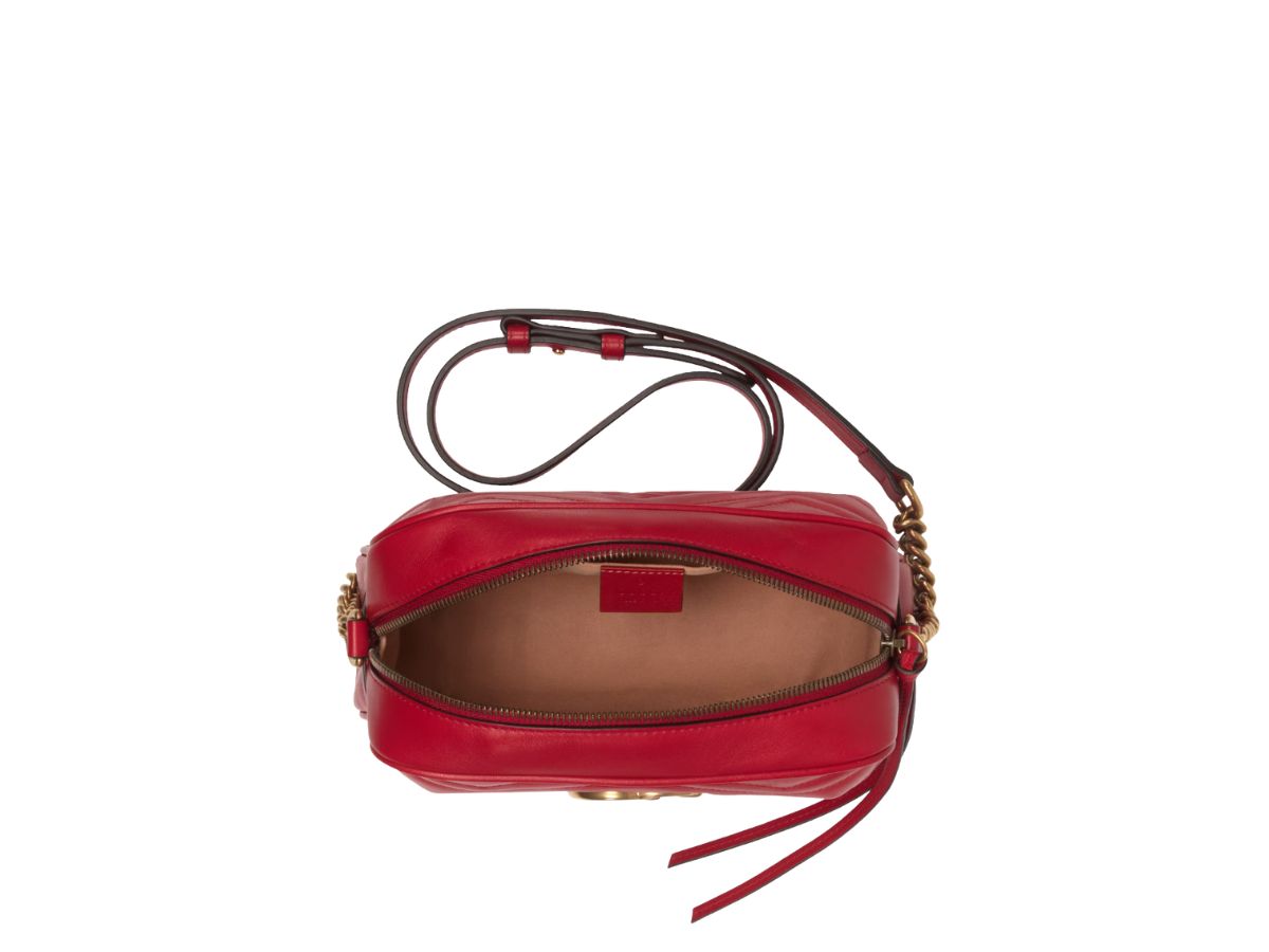 GG Marmont small shoulder bag in red leather