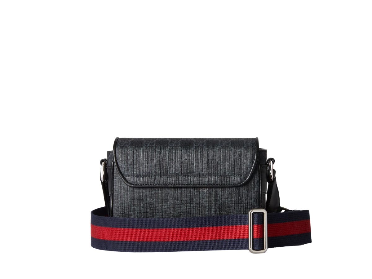 https://d2cva83hdk3bwc.cloudfront.net/gucci-gg-super-mini-bag-in-black-gg-supreme-canvas-with-palladium-toned-hardware-3.jpg
