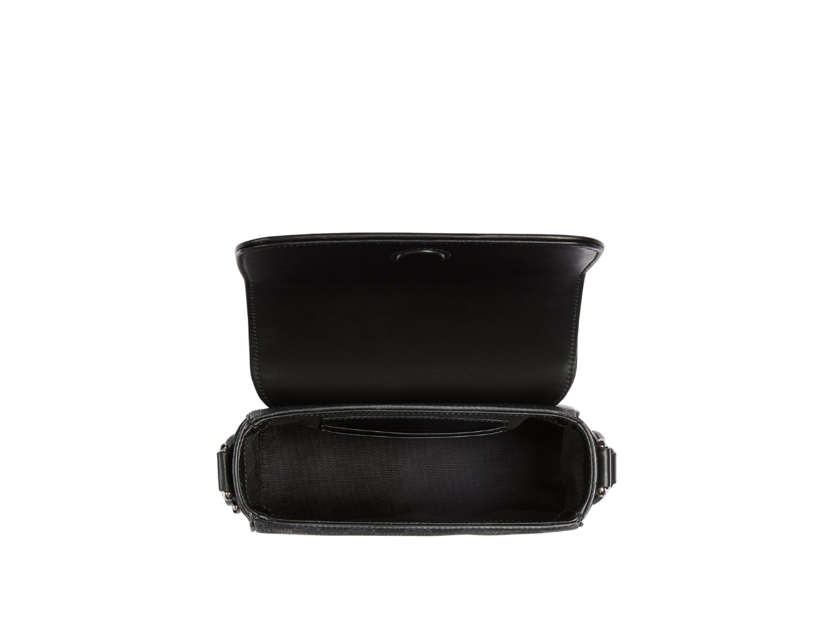 https://d2cva83hdk3bwc.cloudfront.net/gucci-gg-super-mini-bag-in-black-gg-supreme-canvas-with-palladium-toned-hardware-6.jpg