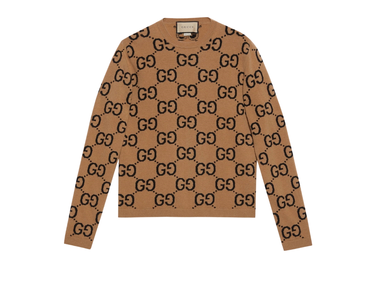 https://d2cva83hdk3bwc.cloudfront.net/gucci-gg-wool-jacquard-jumper-camel-and-black-1.jpg