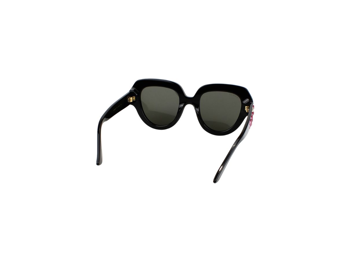 https://d2cva83hdk3bwc.cloudfront.net/gucci-gg0308s-sunglasses-in-black-metal-plastic-frame-with-black-lens-4.jpg
