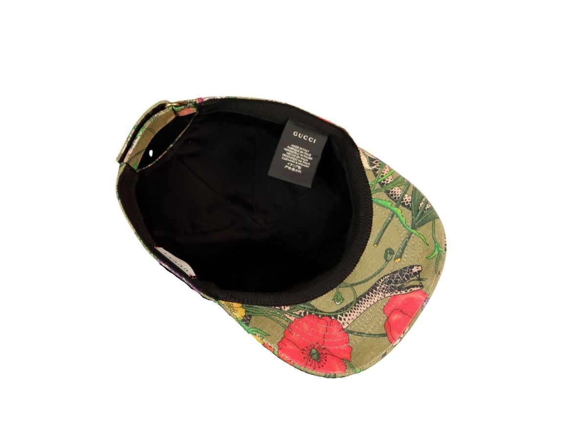 https://d2cva83hdk3bwc.cloudfront.net/gucci-loved-flora-snake-baseball-cap-2.jpg