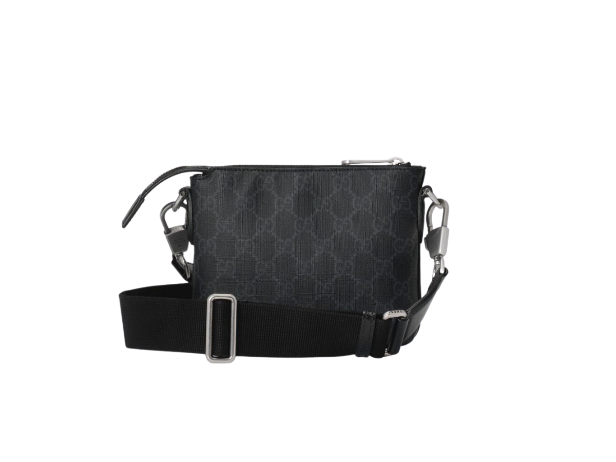 Shoulder bag with Interlocking G in black Supreme