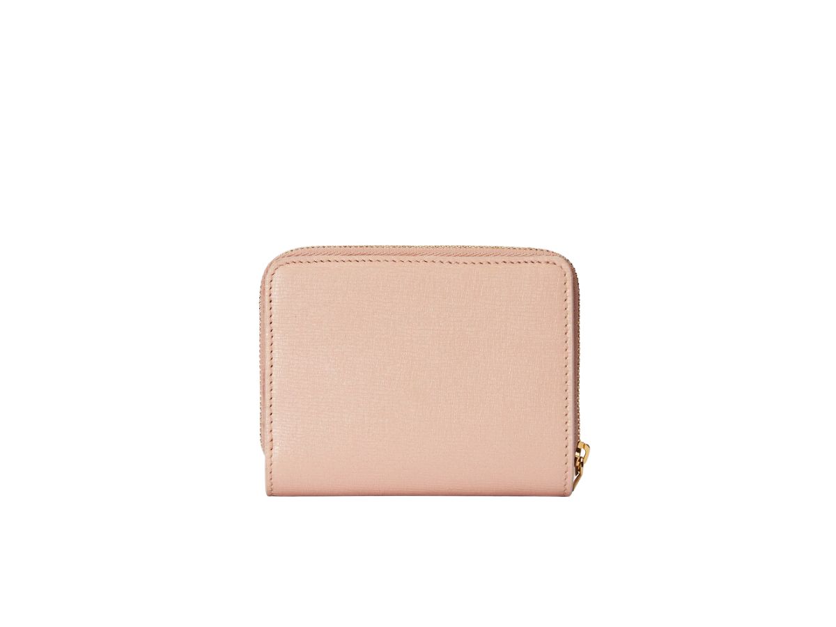 https://d2cva83hdk3bwc.cloudfront.net/gucci-mini-wallet-with-gucci-script-in-light-pink-leather-with-gold-toned-hardware-4.jpg