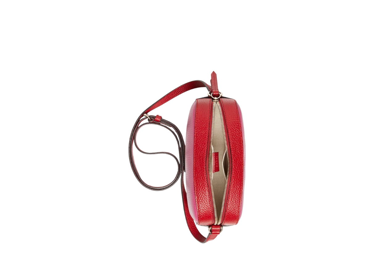 https://d2cva83hdk3bwc.cloudfront.net/gucci-soho-leather-shoulder-bag-in-pink-and-red-leather-embossed-interlocking-g-with-silver-toned-hardware-3.jpg