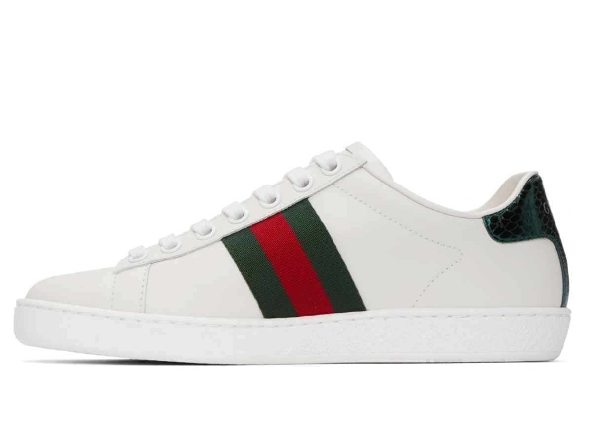 https://d2cva83hdk3bwc.cloudfront.net/gucci-white-embroidered-bee-ace-sneakers-2.jpg
