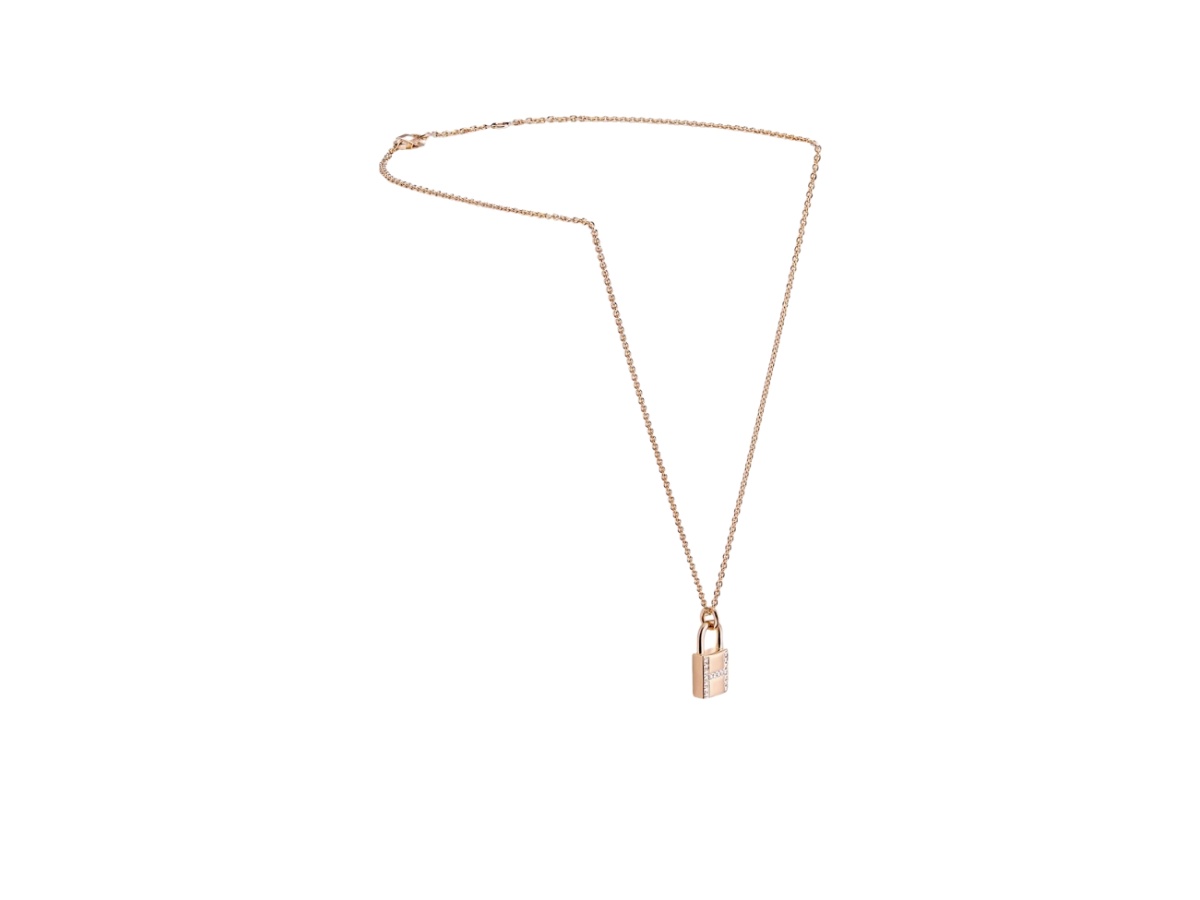 https://d2cva83hdk3bwc.cloudfront.net/h121332b-00-hermes-kelly-cadenas-pendant-rose-gold-2.jpg