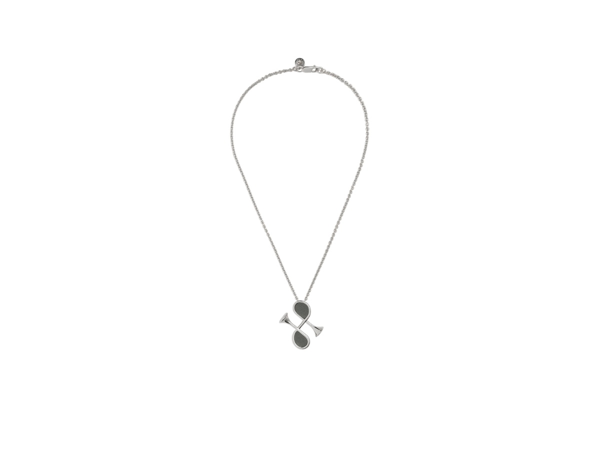 https://d2cva83hdk3bwc.cloudfront.net/h500080fk0l-hermes-cor-h-pendant-gris-meyer-2.jpg