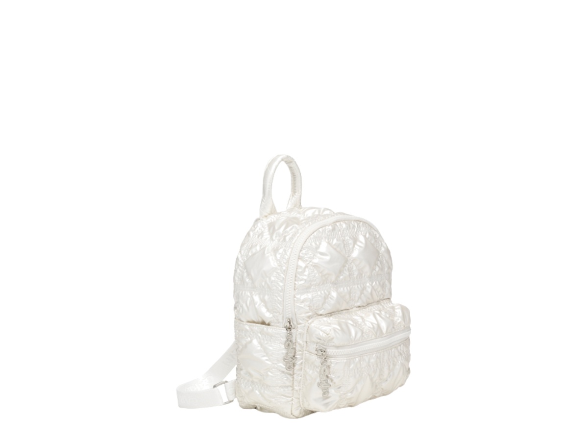 https://d2cva83hdk3bwc.cloudfront.net/h75130010pt-carlyn-mellow-pearl-white-3.jpg