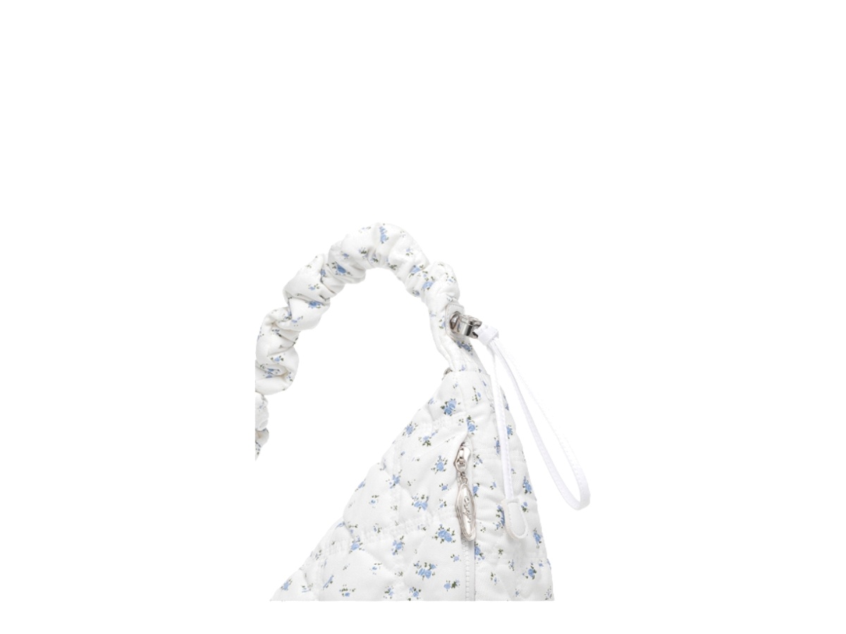 https://d2cva83hdk3bwc.cloudfront.net/h75142010u-carlyn-25summer-flower-cozy-blue-4.jpg