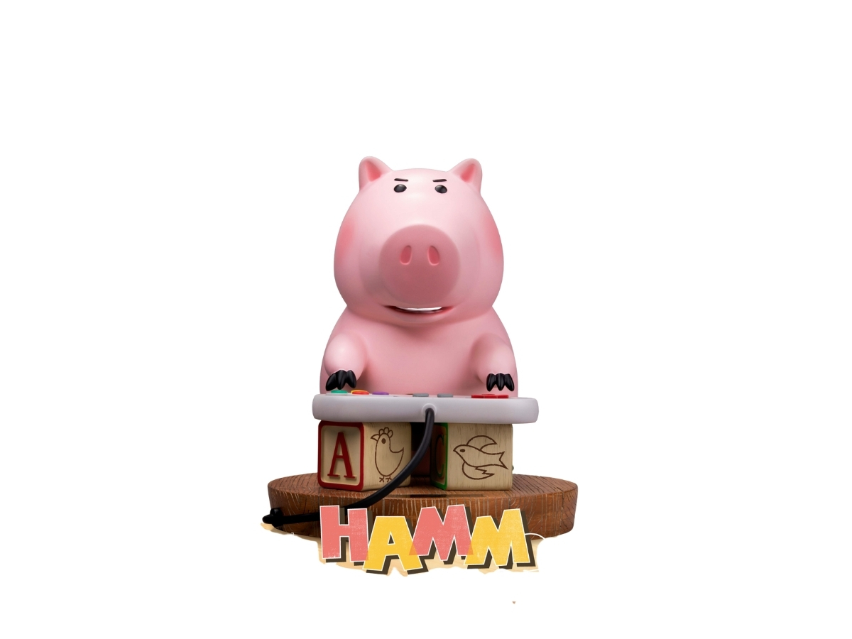 https://d2cva83hdk3bwc.cloudfront.net/hamm-toy-story-master-craft-1.jpg