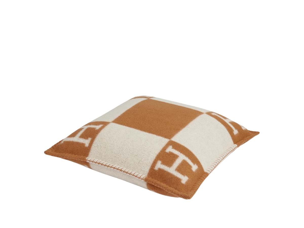 SASOM เครื่องประดับ Hermes Avalon Pillow Small Model Pillow เช็คราคา