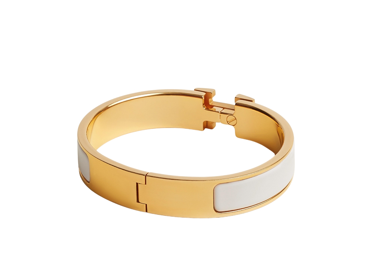 https://d2cva83hdk3bwc.cloudfront.net/hermes-clic-h-bracelet-in-enamel-with-gold-plated-hardware-blanc-2.jpg