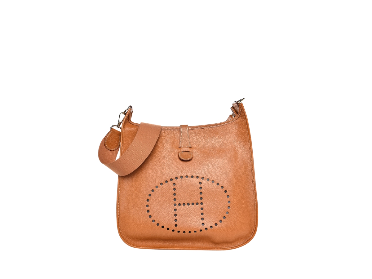 https://d2cva83hdk3bwc.cloudfront.net/hermes-evelyne-gm-in-taurillon-clemence-leather-with-gold-hardware-naturelle-1.jpg