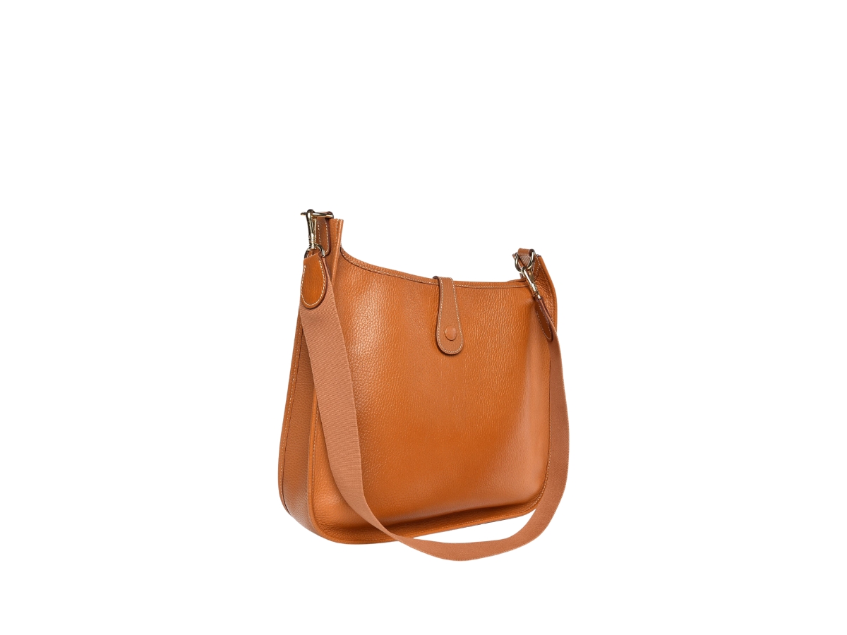 https://d2cva83hdk3bwc.cloudfront.net/hermes-evelyne-gm-in-taurillon-clemence-leather-with-gold-hardware-naturelle-2.jpg