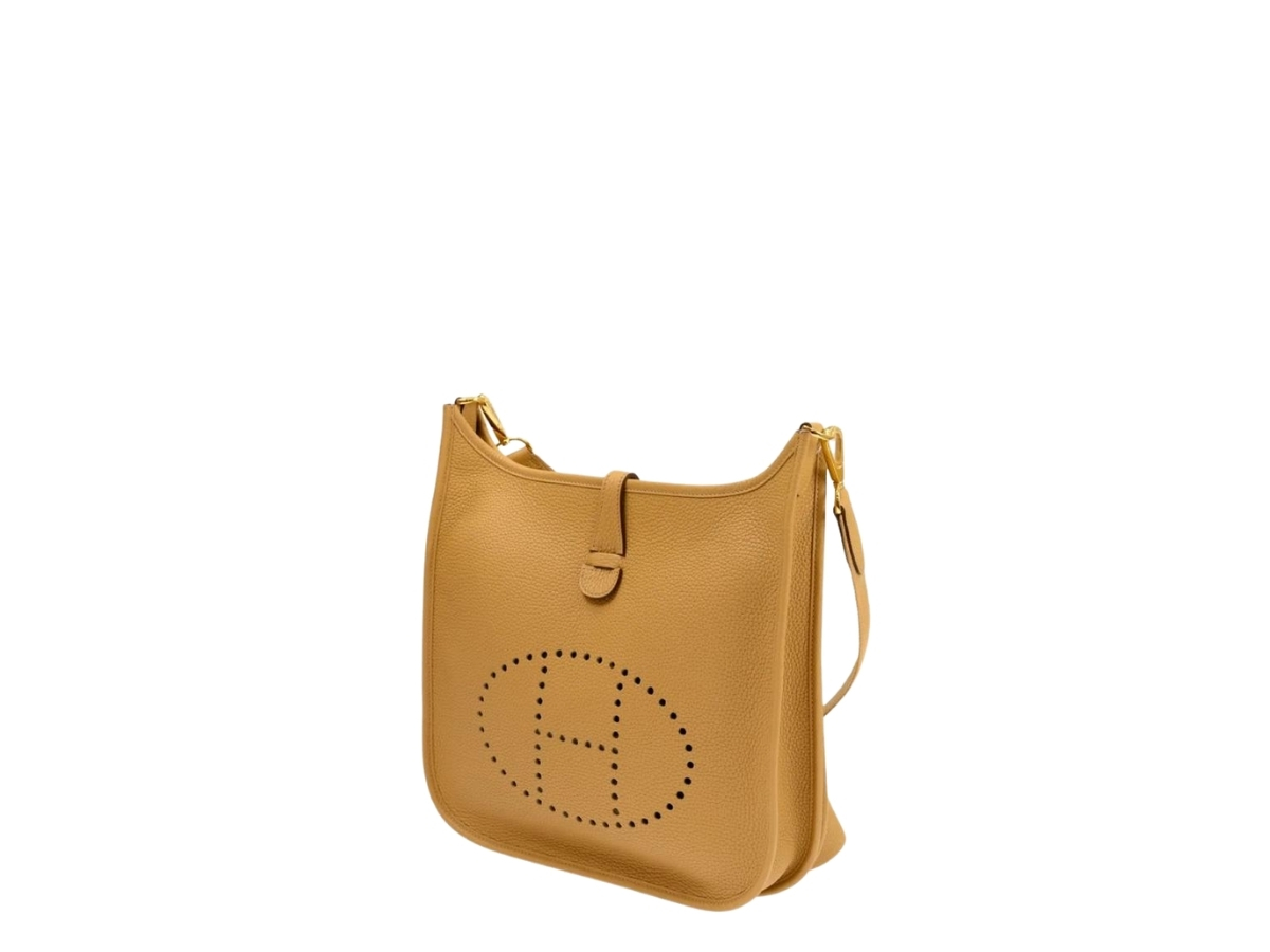 Hermes Evelyne III 29 Bag In Clemence Calfskin With Gold