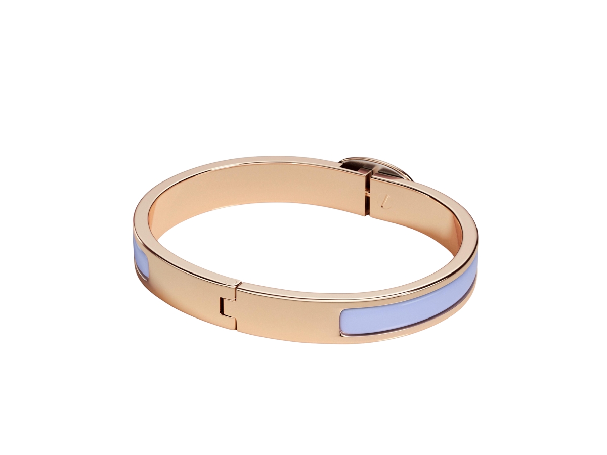 https://d2cva83hdk3bwc.cloudfront.net/hermes-mini-clic-chaine-d-ancre-bracelet-in-plain-enamel-with-rose-gold-plated-hardware-parme-2.jpg