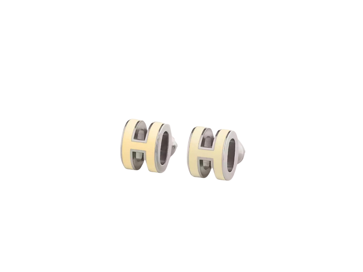 https://d2cva83hdk3bwc.cloudfront.net/hermes-mini-pop-h-earrings-in-lacquered-metal-with-palladium-plated-hardware-jaune-soufre-p-le-1.jpg