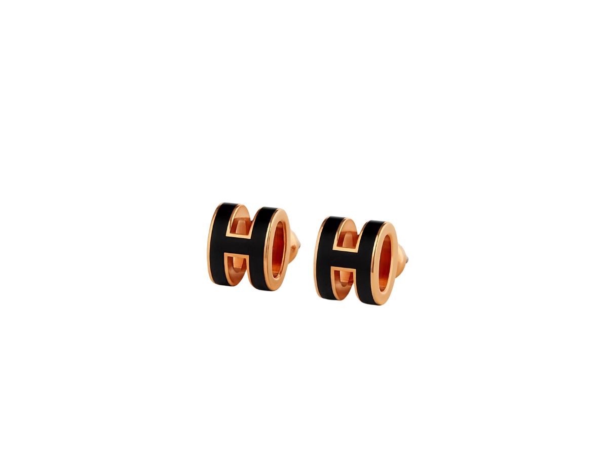 https://d2cva83hdk3bwc.cloudfront.net/hermes-mini-pop-h-earrings-in-lacquered-metal-with-rose-gold-plated-hardware-noir-1.jpg