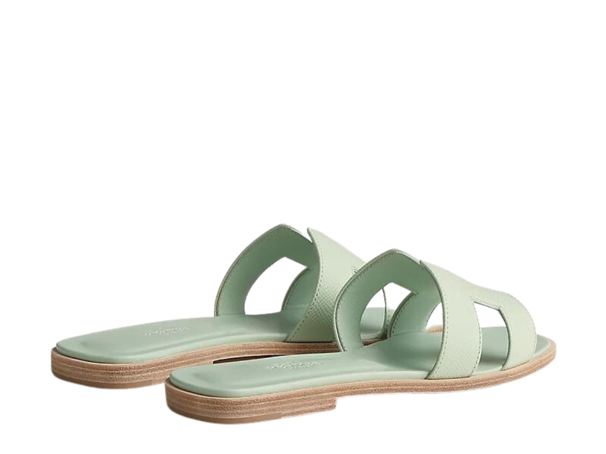 https://d2cva83hdk3bwc.cloudfront.net/hermes-oran-sandal-in-epsom-calfskin-with-iconic-h-cut-out-vert-jade-3.jpg