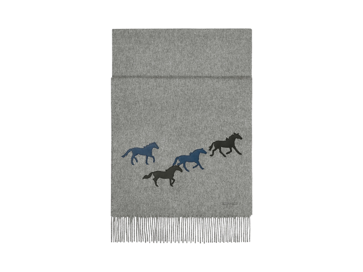 https://d2cva83hdk3bwc.cloudfront.net/hermes-wild-horses-muffler-in-cashmere-with-leather-patch-detail-gris-bleu-1.jpg