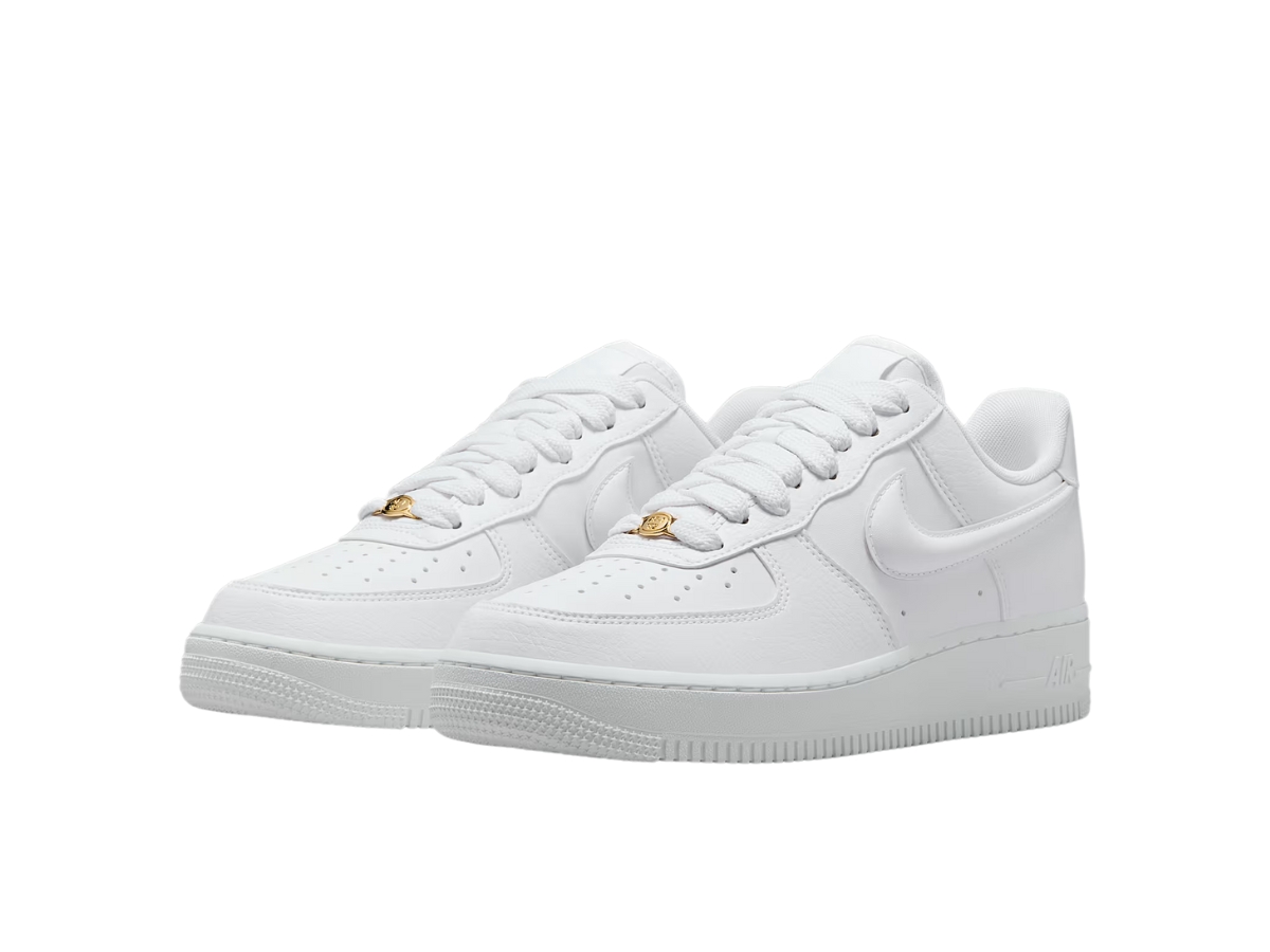 https://d2cva83hdk3bwc.cloudfront.net/hf2014-100-nike-air-force-1-low-07-bulbous-swoosh-women-s-2.jpg