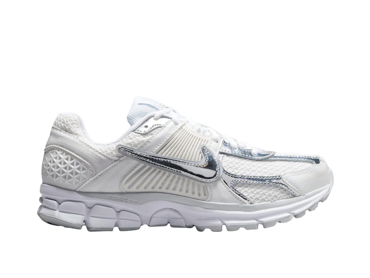 https://d2cva83hdk3bwc.cloudfront.net/hf7723-100-nike-zoom-vomero-5-chrome-toe-women-s-1.jpg
