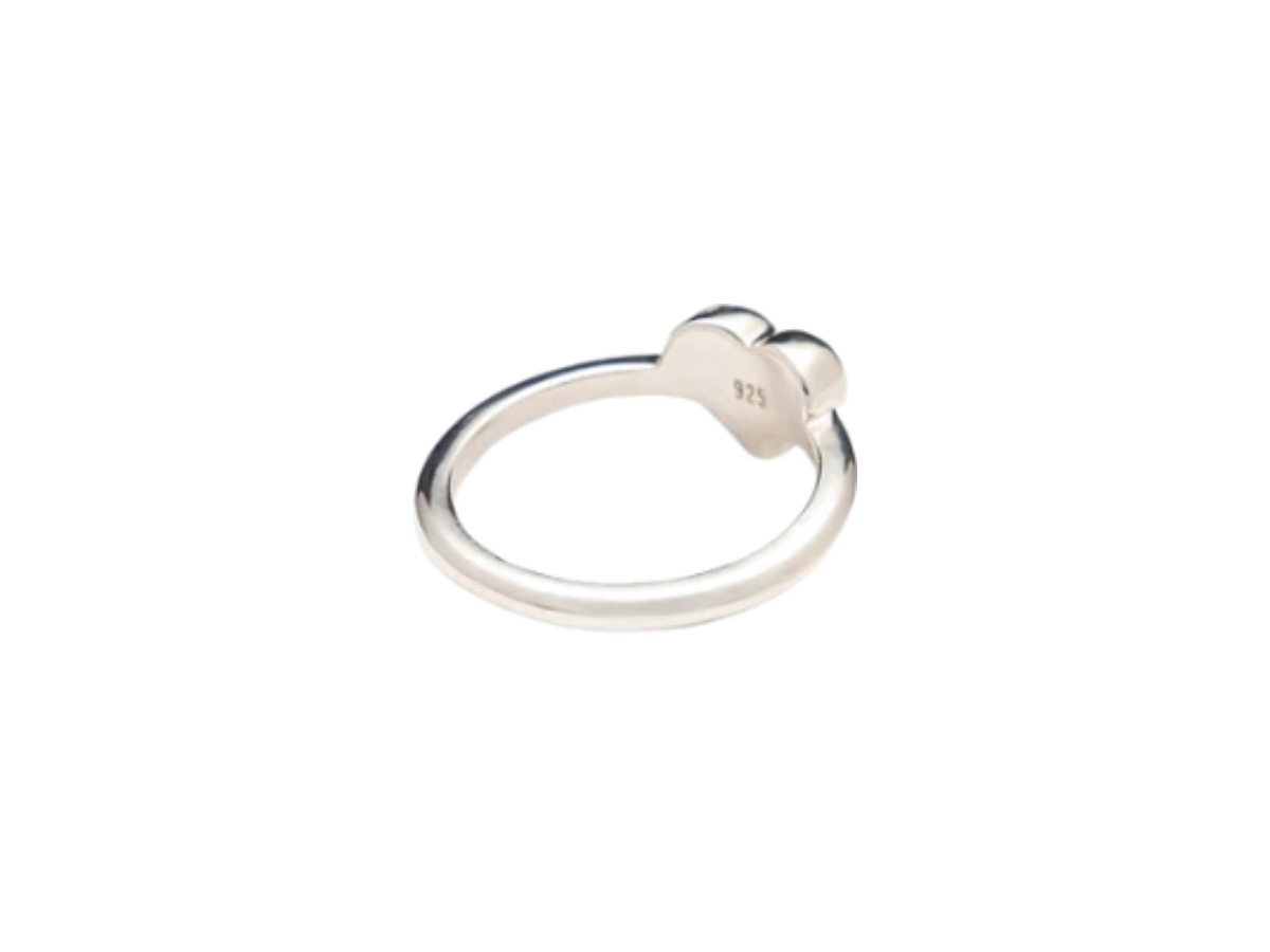 https://d2cva83hdk3bwc.cloudfront.net/hm29gd068-silver-human-made-heart-silver-ring-silver-3.jpg