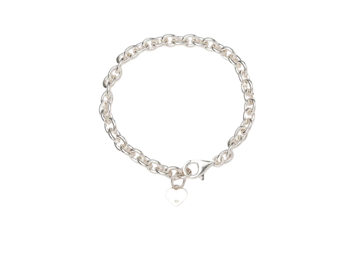 https://d2cva83hdk3bwc.cloudfront.net/hm29gd070-silver-human-made-heart-silver-bracelet-silver-2.jpg