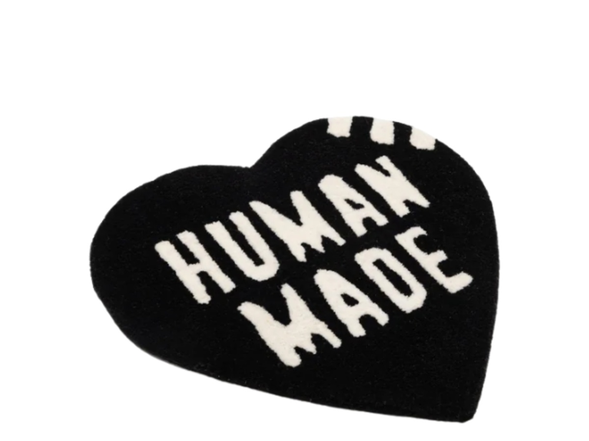 https://d2cva83hdk3bwc.cloudfront.net/hm29gd073-human-made-heart-rug-medium-black-2.jpg