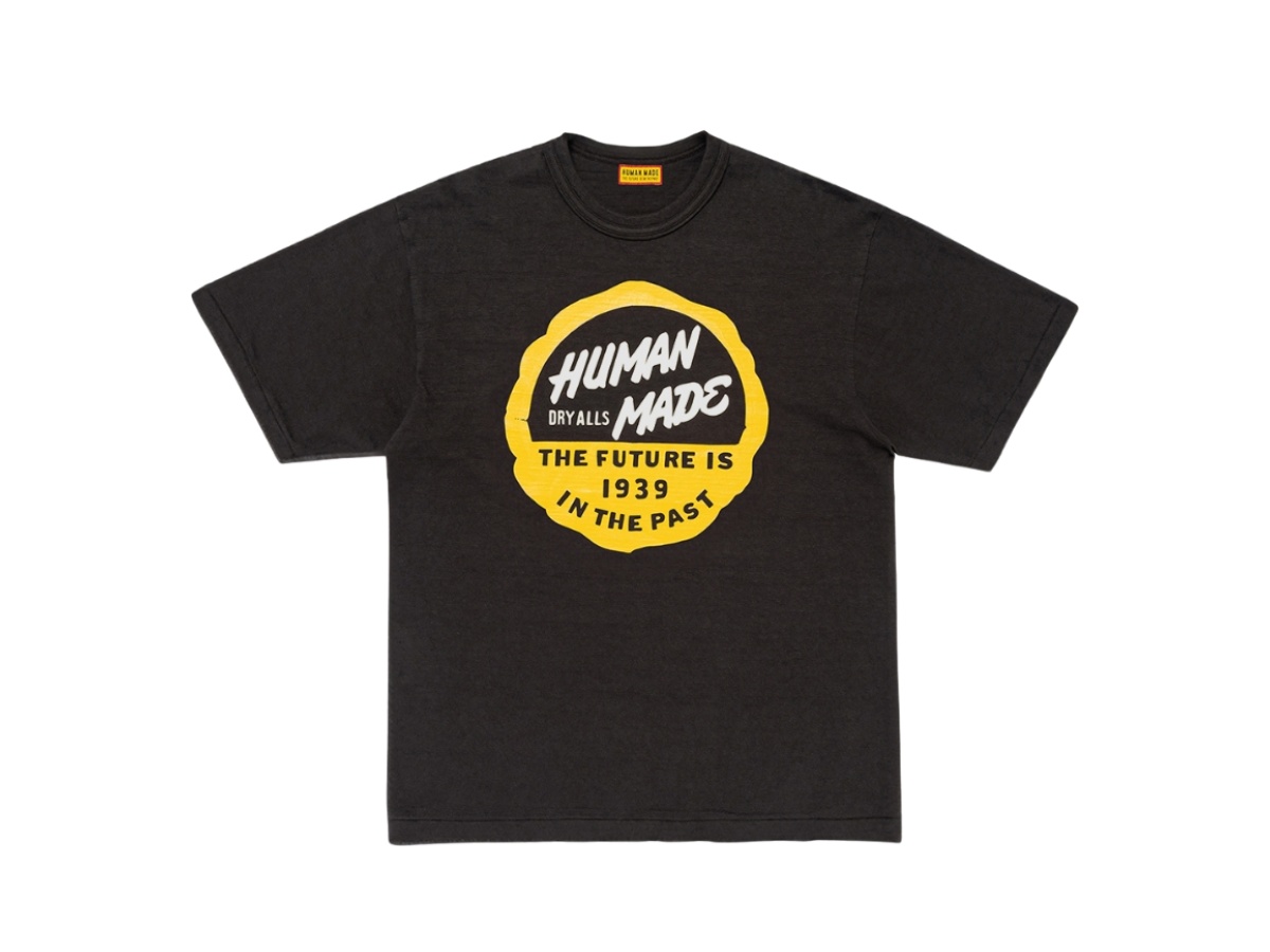 https://d2cva83hdk3bwc.cloudfront.net/hm29te019-black-human-made-graphic-t-shirt-black-1.jpg