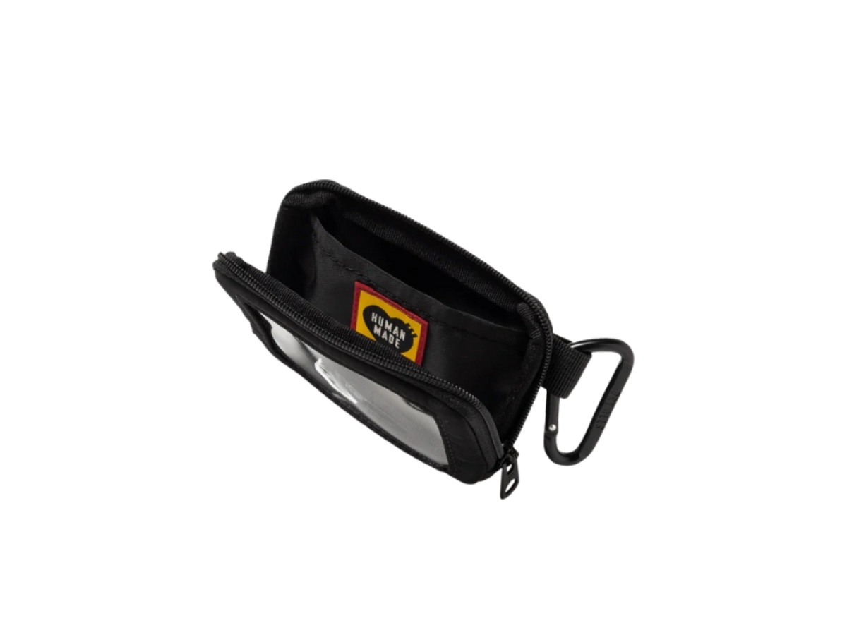 https://d2cva83hdk3bwc.cloudfront.net/hm30gd047-black-human-made-military-card-case-black-3.jpg