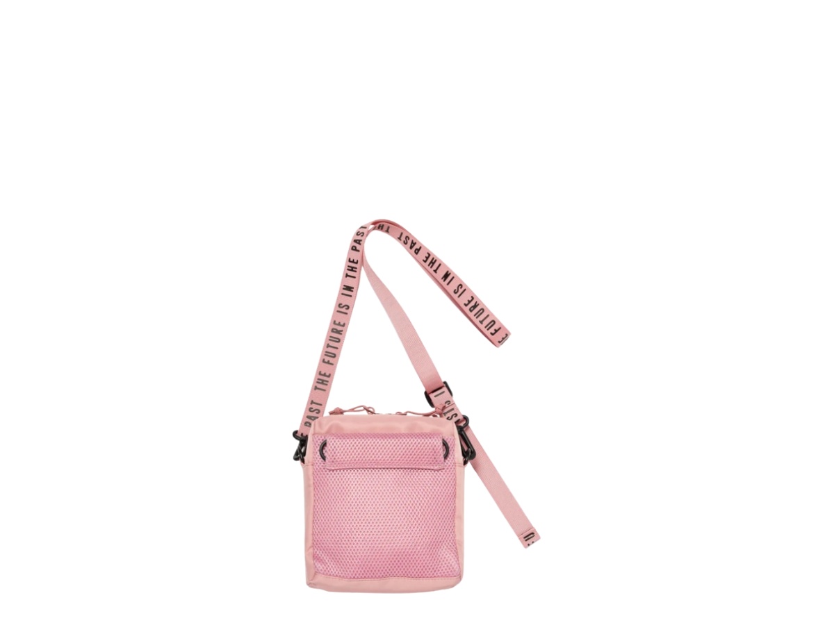 https://d2cva83hdk3bwc.cloudfront.net/hm30gd051-pink-human-made-military-pouch-large-pink-2.jpg