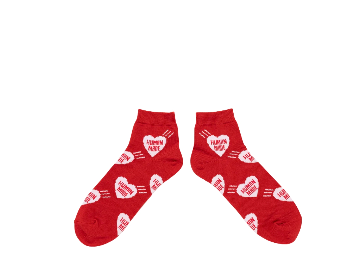 https://d2cva83hdk3bwc.cloudfront.net/hm30gd061-red-human-made-heart-short-socks-red-2.jpg