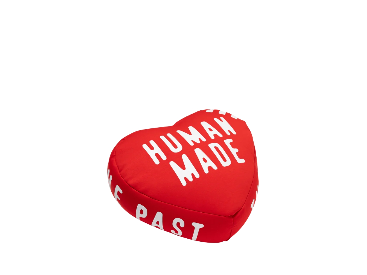 https://d2cva83hdk3bwc.cloudfront.net/hm30gd079-red-human-made-heart-beads-cushion-red-2.jpg
