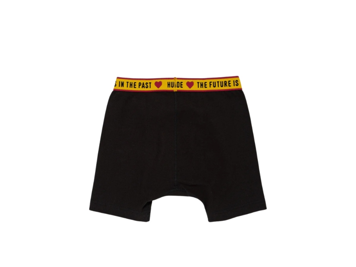 https://d2cva83hdk3bwc.cloudfront.net/hm30gd096bk2-human-made-hm-boxer-brief-black-1.jpg