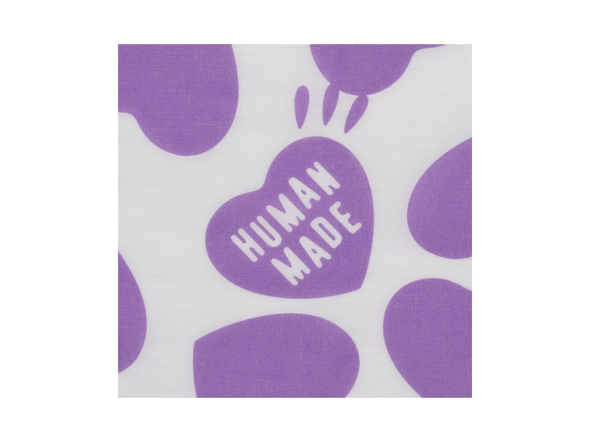 https://d2cva83hdk3bwc.cloudfront.net/hm30gd134-purple-human-made-heart-big-bandana-purple-2.jpg