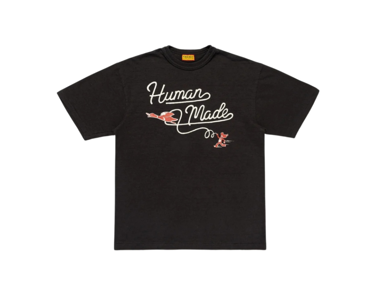 https://d2cva83hdk3bwc.cloudfront.net/hm30te017-black-human-made-graphic-t-shirt-black-1.jpg