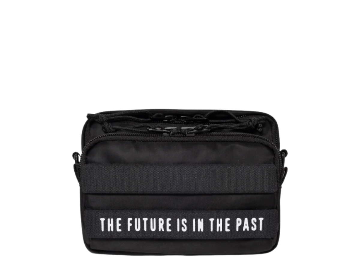 https://d2cva83hdk3bwc.cloudfront.net/hm31gd075-black-human-made-military-pouch-mini-black-3.jpg