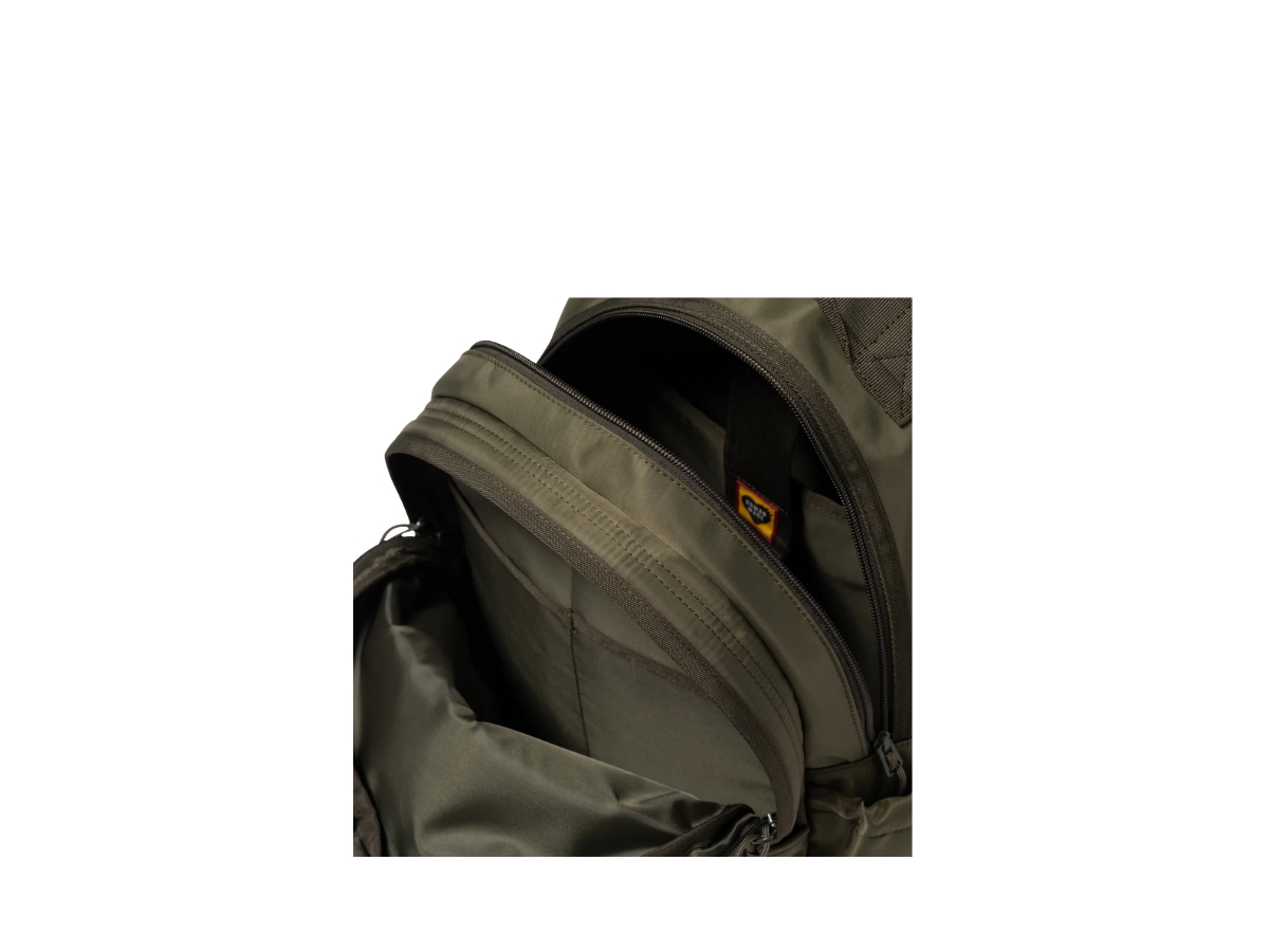 https://d2cva83hdk3bwc.cloudfront.net/hm31gd079-olivedrab-human-made-military-backpack-olivedrab-3.jpg