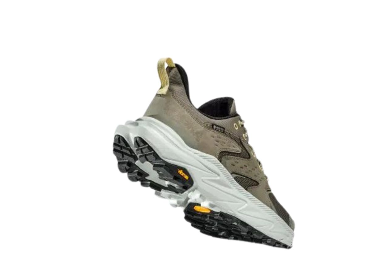 https://d2cva83hdk3bwc.cloudfront.net/hoka-one-one-anacapa-2-low-goretex-olive-haze-3.jpg